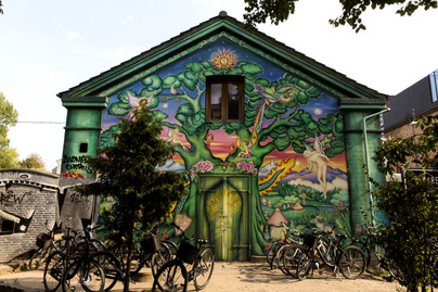 Így néz ki a valóságban a törvényen kívüli városrész: Koppenhága legkedveltebb alter helye a turisták szerint