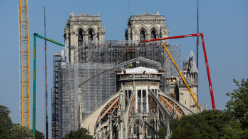 Várhatóan eredeti formában állítják helyre a Notre-Dame-ot