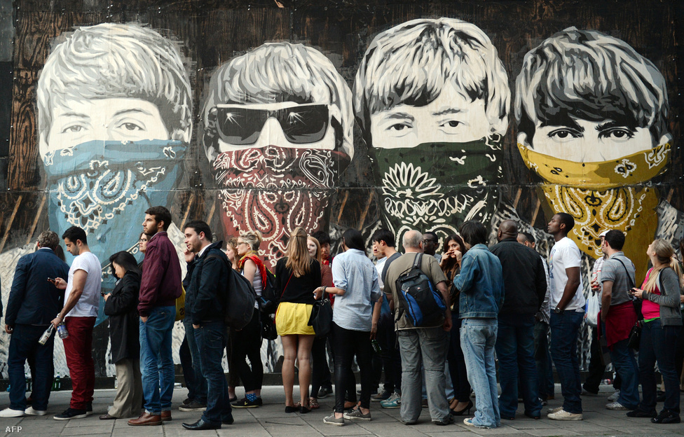 A Beatles máig tartó hatással bírt a popkultúrára, itt például Mr Brainwash (Thierry Guetta) falfestménye látható Londonban, az Old Sorting Office oldalán napjainkban. 