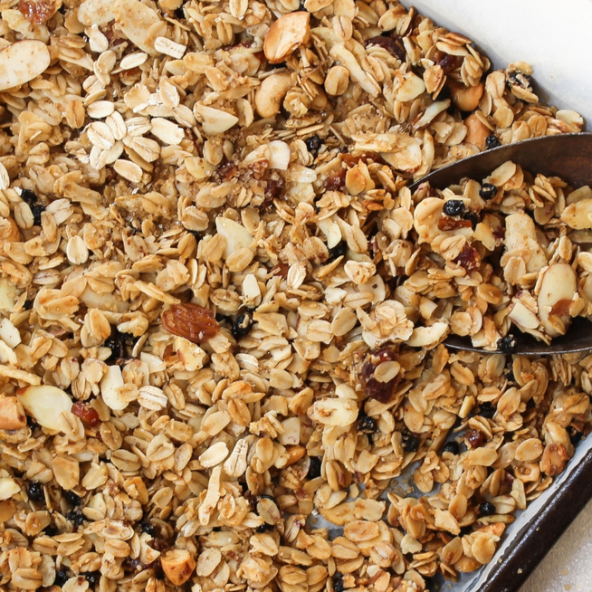 Villámgyors, ropogós házi granola – Egészséges és tápláló reggeli