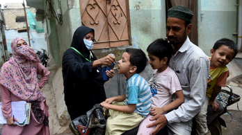 Újraindítják a gyermekbénulás-oltásokat, mert járvány fenyeget