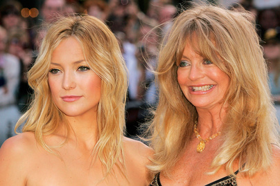 Goldie Hawn 16 éves unokájával pózolt: Kate Hudson fotózta le őket