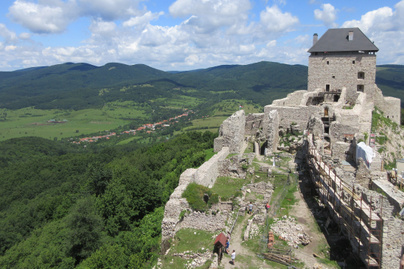 Varázslatos vár magasodik a Zempléni-hegység csúcsán: a regéci vár különleges szerepet kaphat a jövőben