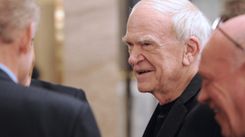 Szülővárosa könyvtárának adományozza gyűjteményét Milan Kundera