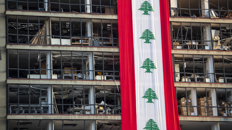 Befektetőktől féltik a robbanás rázta Bejrút megsérült épületeit