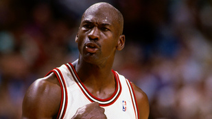 60 milliónál tart a licit a Michael Jordan régi, fekete Mercedesére
