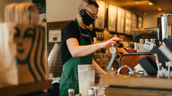 56-an fertőződtek meg a Starbucksban - kivéve a maszkos személyzet