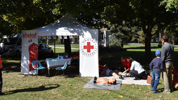 Újra ingyenes hősképzőt indít a Magyar Vöröskereszt