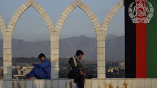 Kezdődhetnek a béketárgyalások Afganisztánban, végeztek a fogolycserével