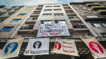 A Bibó István Szakkollégium is szolidaritásáról biztosította a tüntető diákokat