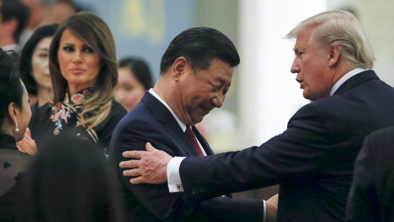 Kína az Egyesült Államok fejére nőtt. Mit kezdhet ezzel Biden vagy Trump?