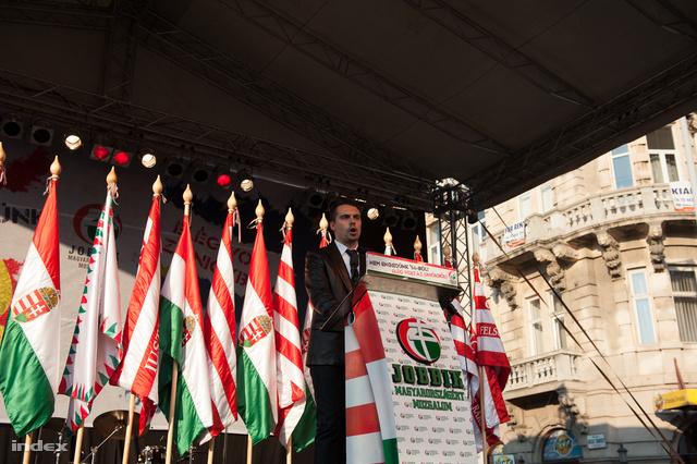 Vona Gábor pártelnök szerint a 30 év alattiak körében a Jobbik a legnépszerűbb párt.