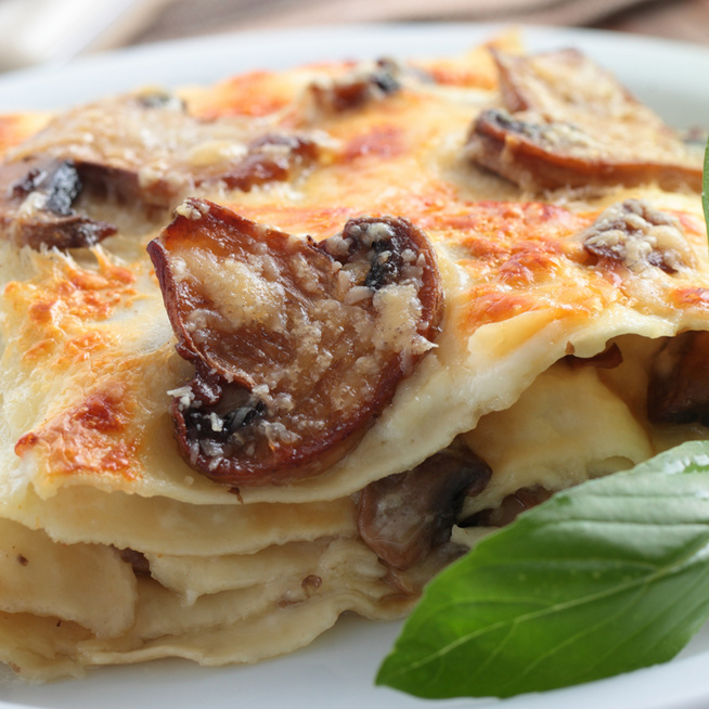 Szaftos, sajtos, gombás lasagne: a rakott tészta hús nélkül is nagyon laktató