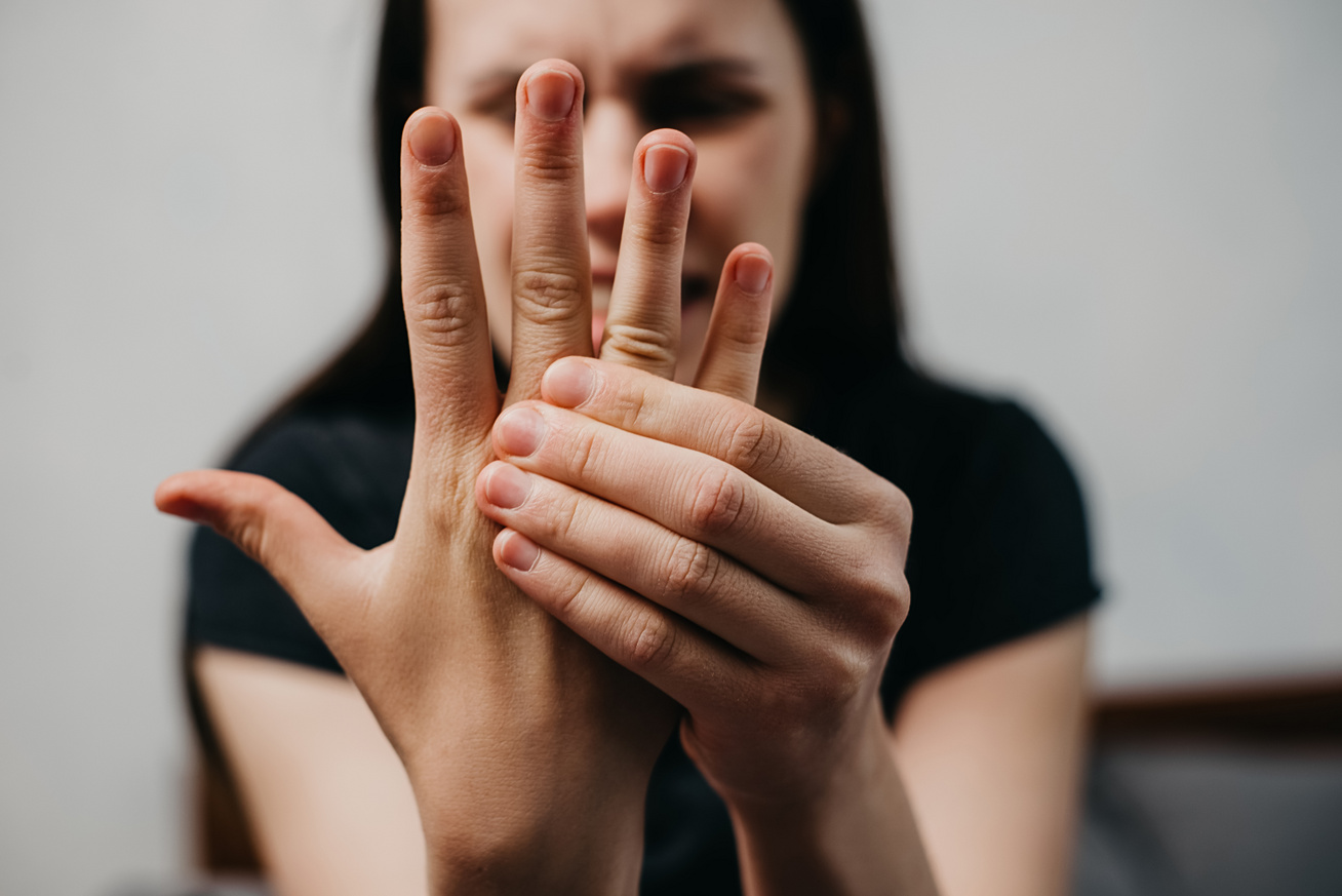 Ízületi fájdalom és bizsergés, zsibbadt kezek? Íme néhány feltétel, amelyeket elrejthetek! | Catena
