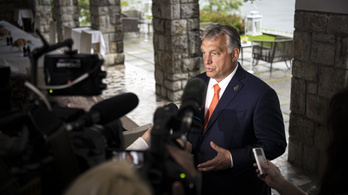 Orbán szerint az európai liberálisok ismét betámadták a keresztény Lengyelországot