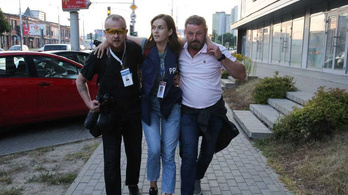 Rálőttek a rendőrök a belarusz újságírónőre, aztán megbírságolták a szerkesztőséget, mert nem látta előre a veszélyt