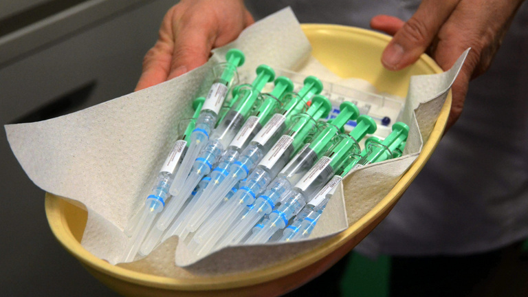 Lesz elég vakcina a fiúk HPV-oltásához