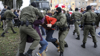 Káoszt és anarchiát akar a Nyugat, véli a minszki külügyminiszter