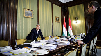 Óvatosabban szórja a pénzt határon túlra az Orbán-kormány
