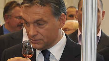 Orbán Viktor alkotmányos forradalomról beszélt