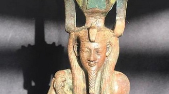 Egy ókori egyiptomi isten 2500 éves szobrát fedezték fel Kairó közelében