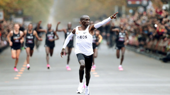 Hét év után legyőzték Eliud Kipchogét a London Marathonon