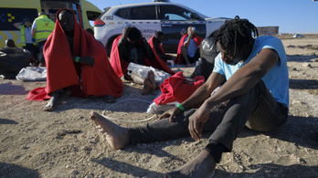 Hétszáznál is több illegális határátlépő egy nap alatt a Kanári-szigeteken