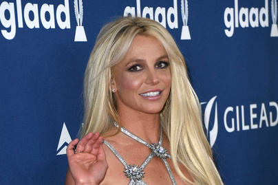 Britney Spears kígyómintás bikinije alig takart valamit: ilyen kihívó darabban mutatkozott