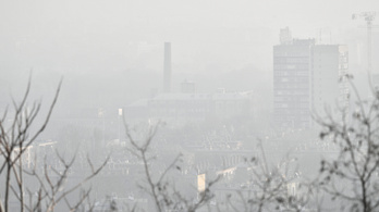 Két magyar településen már levegőt venni is veszélyes