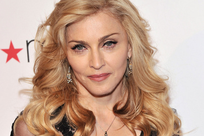 Madonna pink hajjal hódít: új fotósorozata tarol az Instagramon