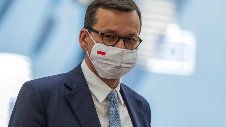 Varsó vétózni fog a jogállamisági követelmények miatt