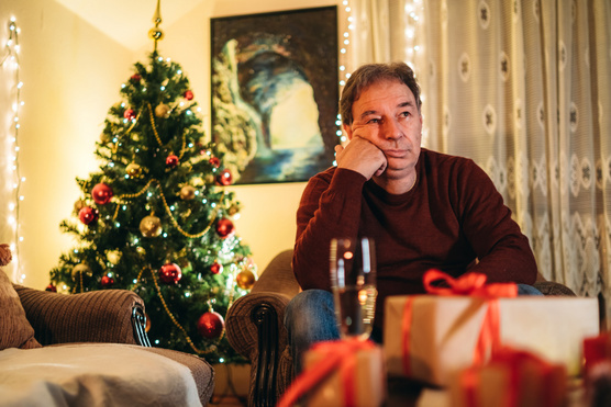 Karácsony üres fészekben: hogyan ünnepelj, ha már kirepültek a gyerekek?