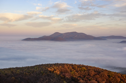 Lélegzetelállítóan szép a ködös Magyarország - Városban és hegyvidéken is készült fotó
