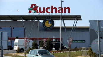 Változik az Auchan nyitvatartása is