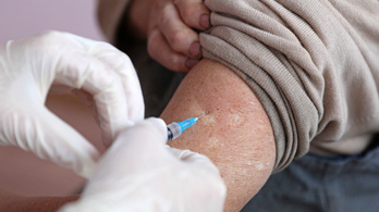 Az Európai Unió tovább növeli a vakcinatámogatást