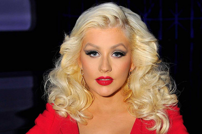 Christina Aguilera aggasztóan sovány volt karrierje elején: ma telt idomokkal hódít