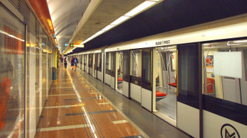 Nem jár a 2-es metró a Deák Ferenc tér és a Déli pályaudvar közt