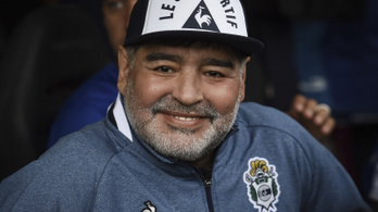 Nem fogyasztott alkoholt és kábítószert halála előtt Maradona