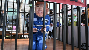Rágalmazás miatt börtönbüntetést kapott a volt dél-koreai elnök