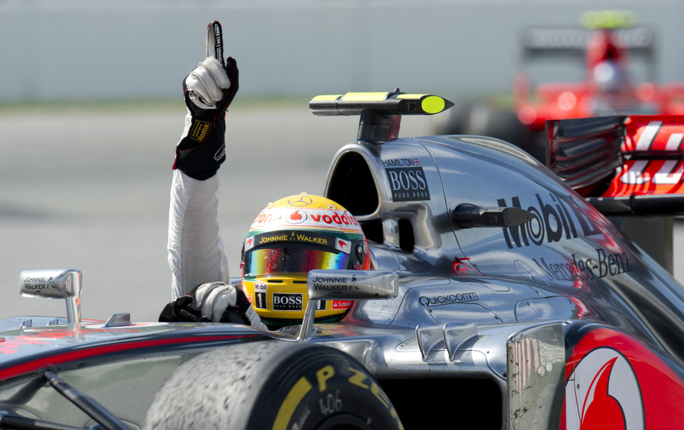 Kanadában Lewis Hamilton örülhetett, hiszen remekül versenyezve megnyerte a futamot, ráadásul két ponttal a világbajnoki pontversenyben is átvette a vezetést Fernando Alonso előtt. 