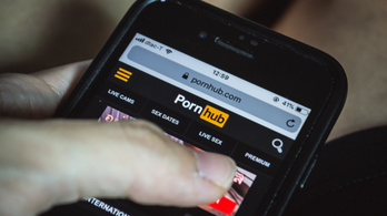 A Mastercard és a Visa is vizsgálja a PornHub elleni erőszakvádakat