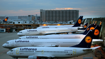 29 ezer alkalmazottját akarja elbocsátani év végéig a Lufthansa