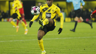 Rekordot döntött a Dortmund fiatalja, csapata csoportelsőként végzett a BL-ben