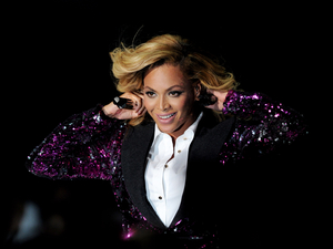 Beyoncé saját magáról rendez filmet
