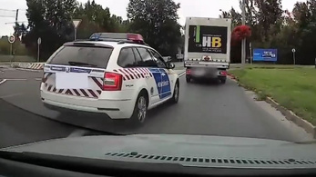 A rendőrség kiadott egy videót szabálytalankodó rendőrökről