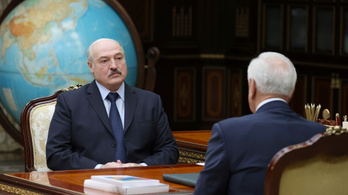 Forgatókönyvek 2021-re: így maradhat hatalmon Lukasenko
