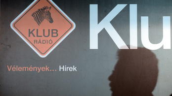 A néhai Andy Vajna médiajogászának a cége is pályázik a Klubrádió frekvenciájára