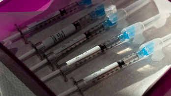 December 23-án adhatják ki a Pfizer-vakcina EU-s forgalmazási engedélyét