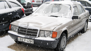 Okkult hiba: Mercedes-Benz 190 D őrjítő háromhengerezése