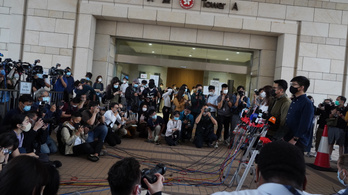 Vádat emeltek tíz ember ellen Kínában, mert el akartak menekülni Hongkongból